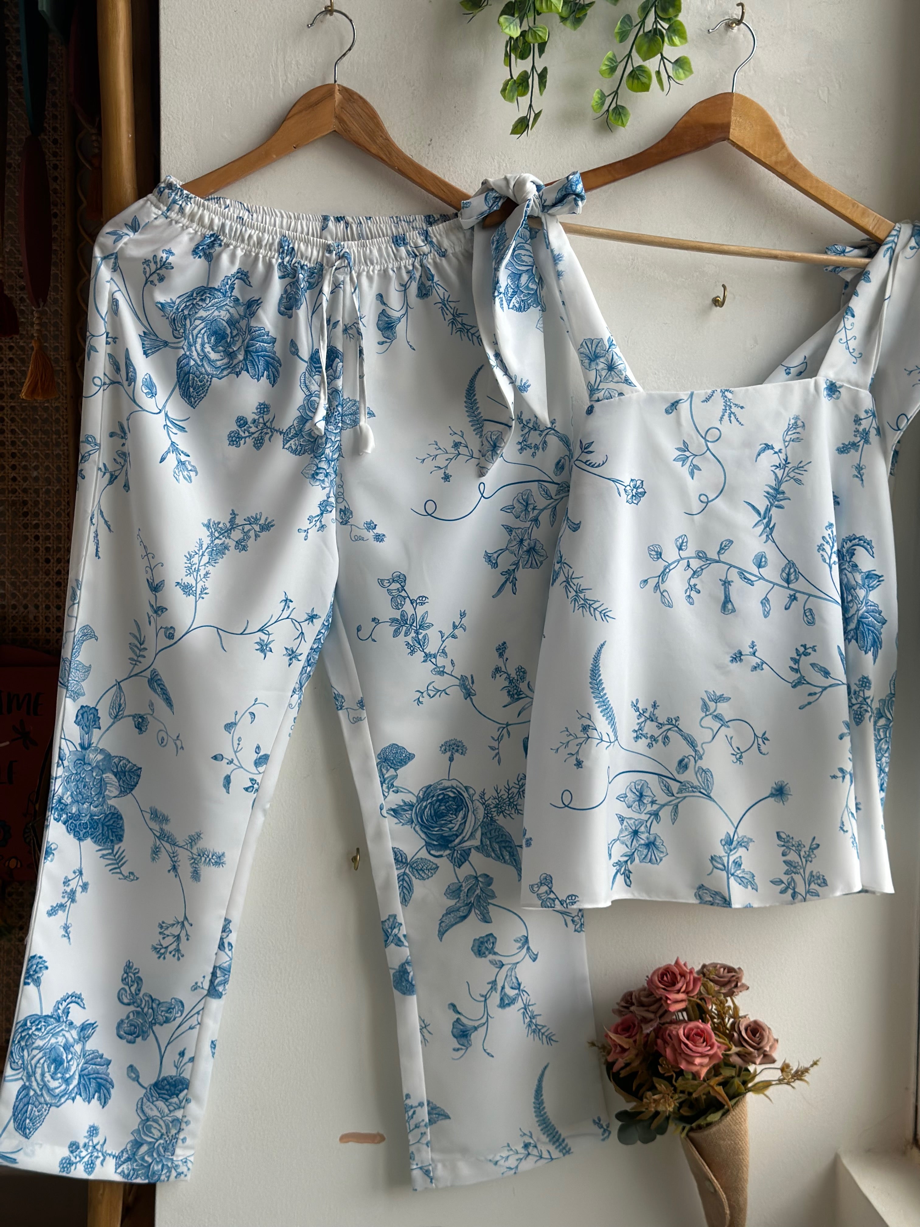 Bow Tie-Knot - Makeup Tank Chinoiserie Pjs