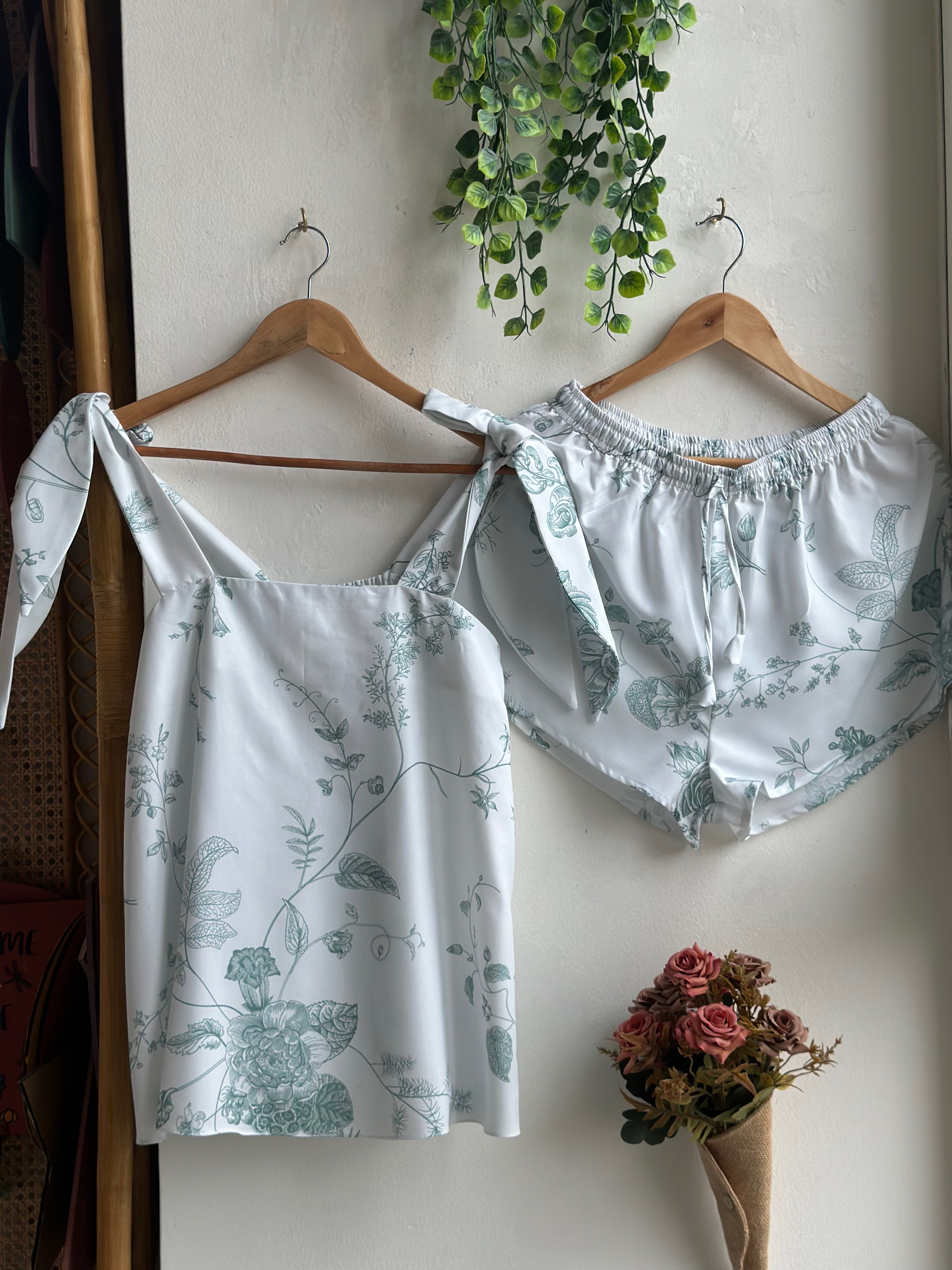 Bow Tie-Knot - Makeup Tank Chinoiserie Pjs