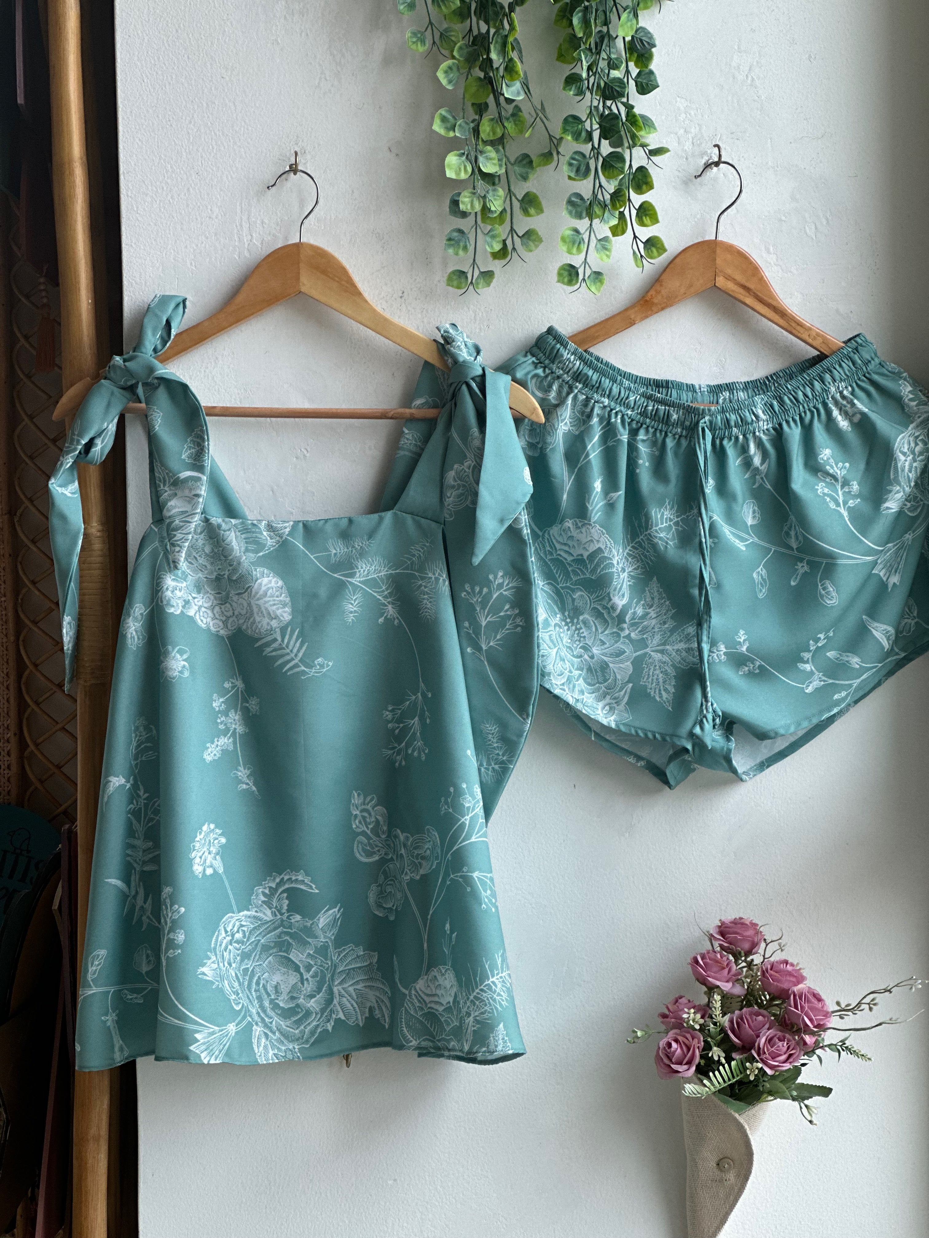 Bow Tie-Knot - Makeup Tank Chinoiserie Pjs
