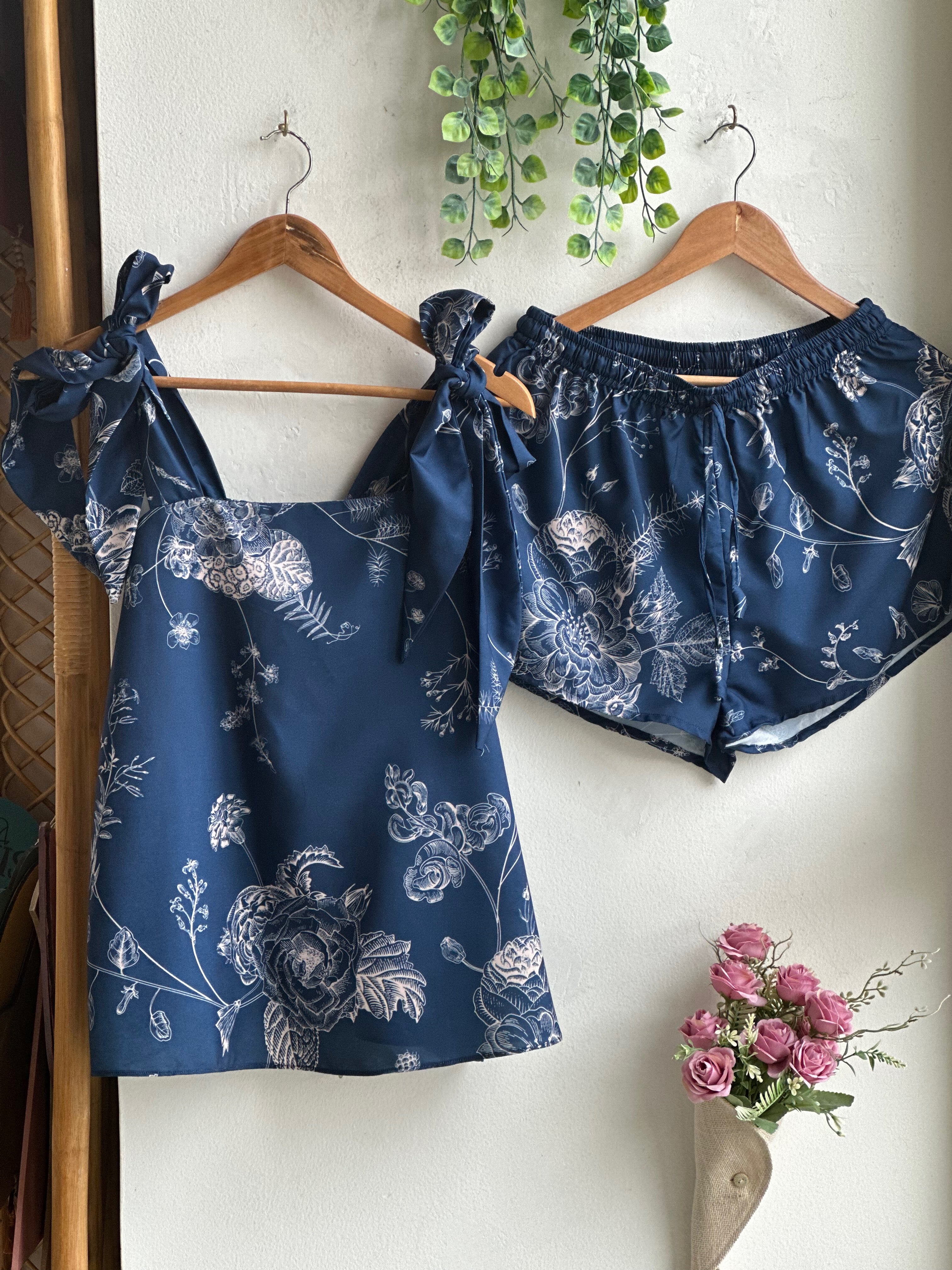 Bow Tie-Knot - Makeup Tank Chinoiserie Pjs